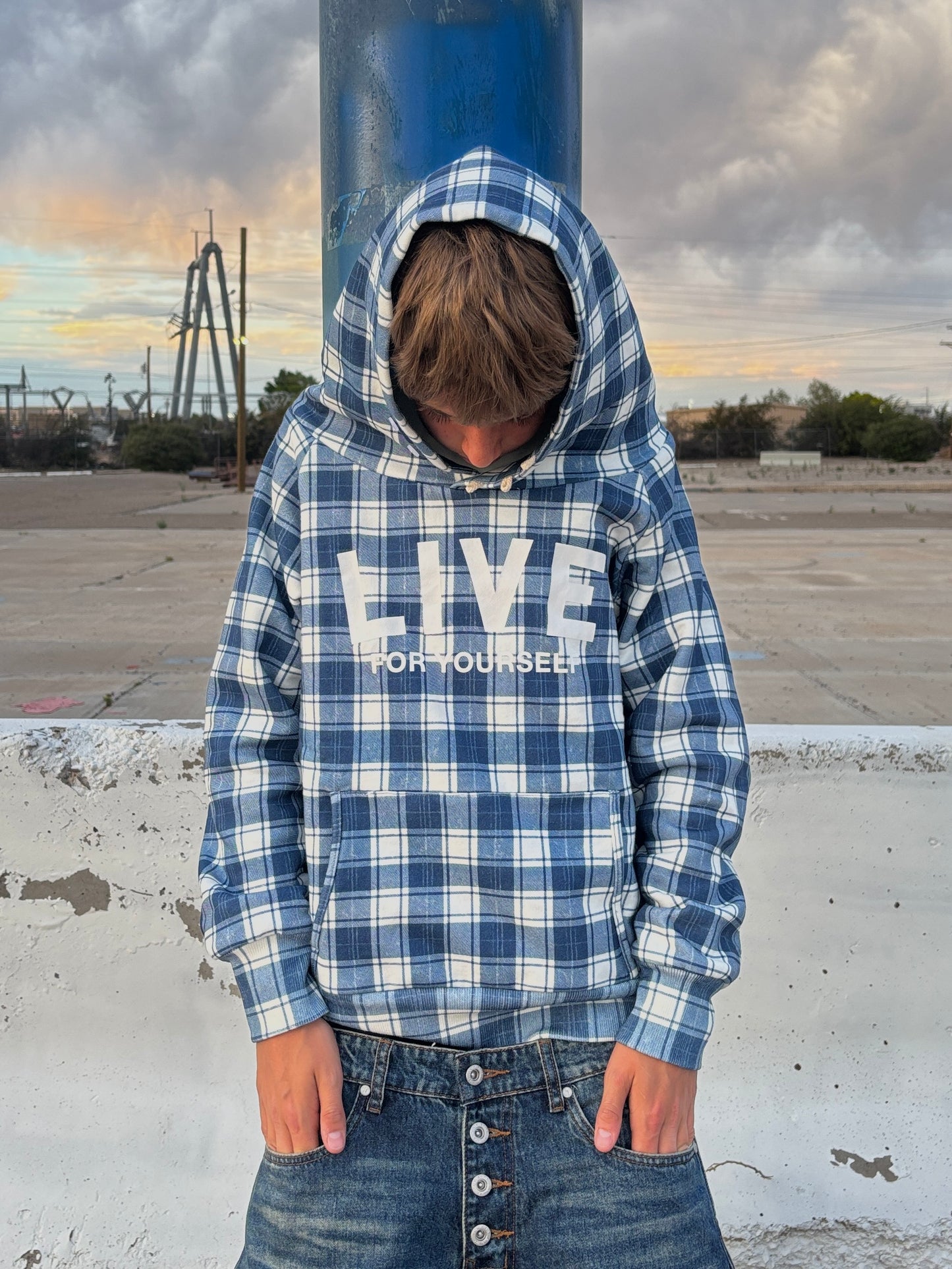 LFY HOODIE